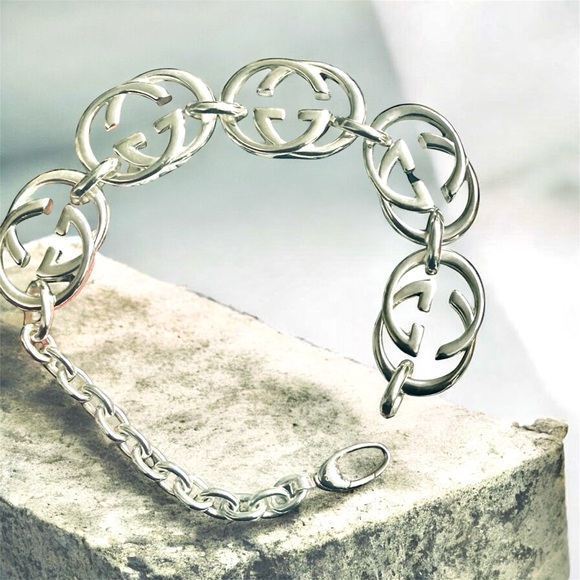 Gucci Interlocking GG Sterling Silver Bracelet with box and Gucci pouch. - Picture 14 of 15